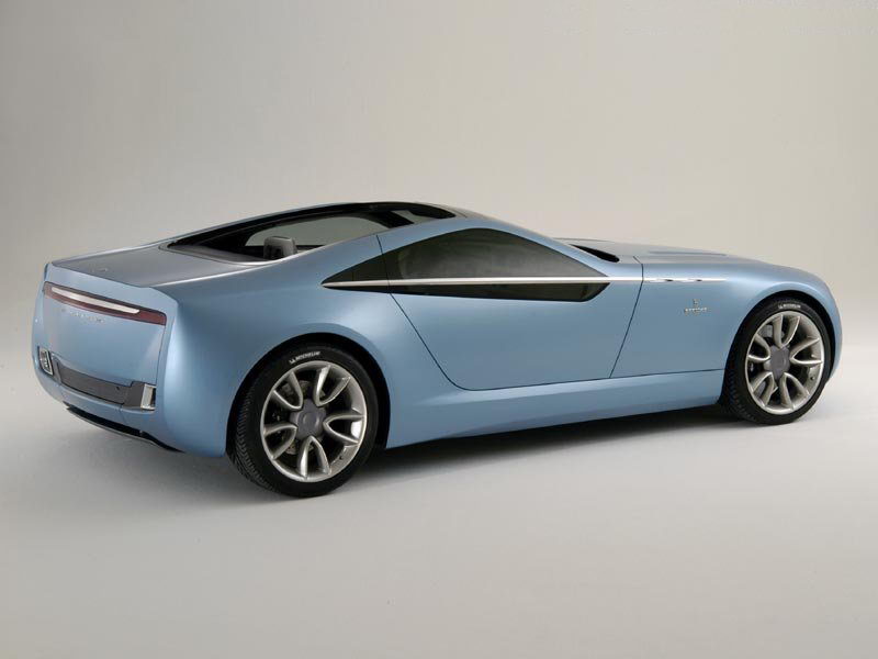 Bertone Birusa Concept 2003 003.jpg